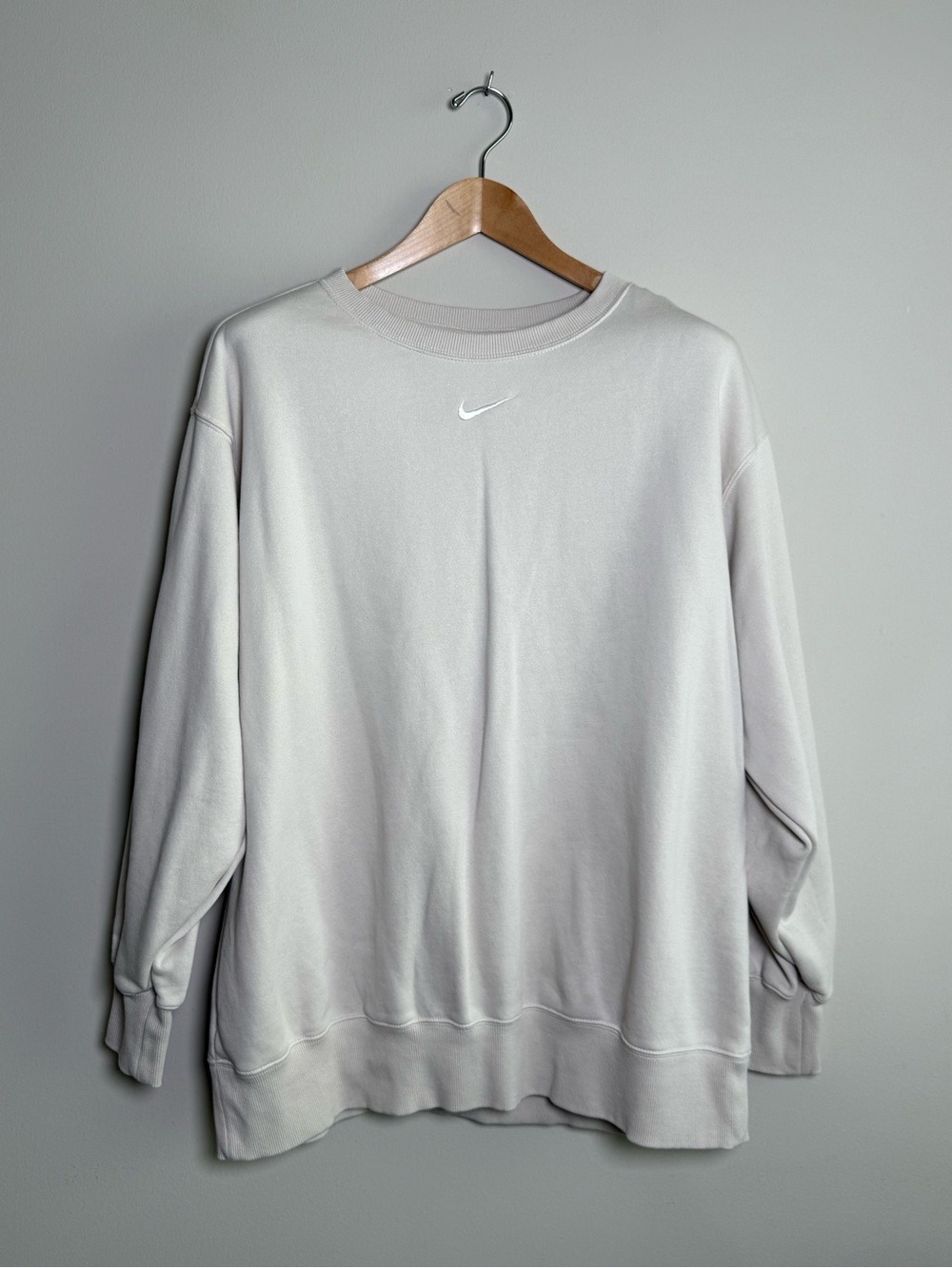 Nike Sportswear Club Fleece Crewneck Sweatshirt Light Bone Beige Size 1X